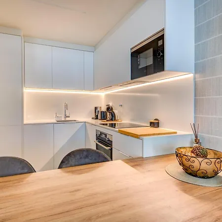 Apartment Cond Bayline - Pool - Gym - - Tamboril - By Bedzy Armação de Pêra