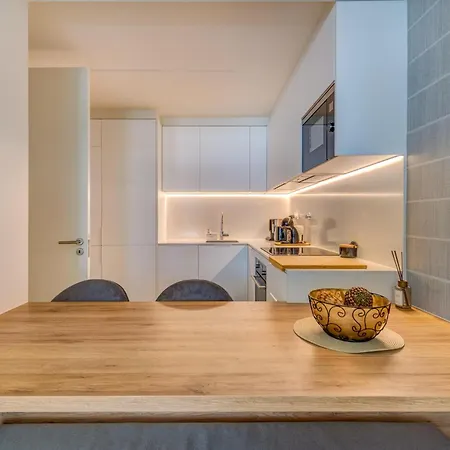 Cond Bayline - Pool - Gym - - Tamboril - By Bedzy *