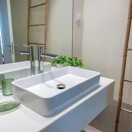 Cond Bayline - Pool - Gym - - Tamboril - By Bedzy *