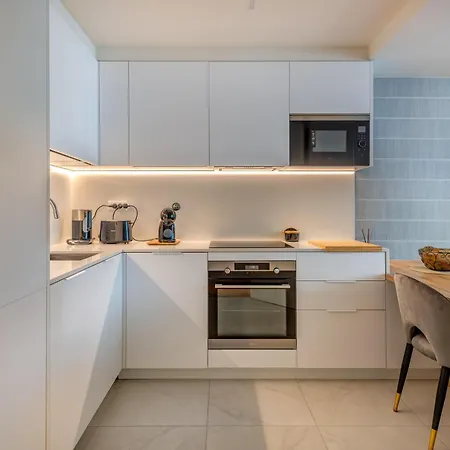 Cond Bayline - Pool - Gym - - Tamboril - By Bedzy