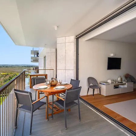 Cond Bayline - Pool - Gym - - Tamboril - By Bedzy *