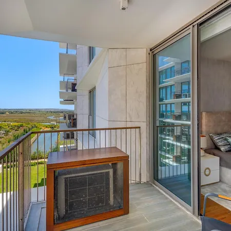 Apartment Cond Bayline - Pool - Gym - - Tamboril - By Bedzy